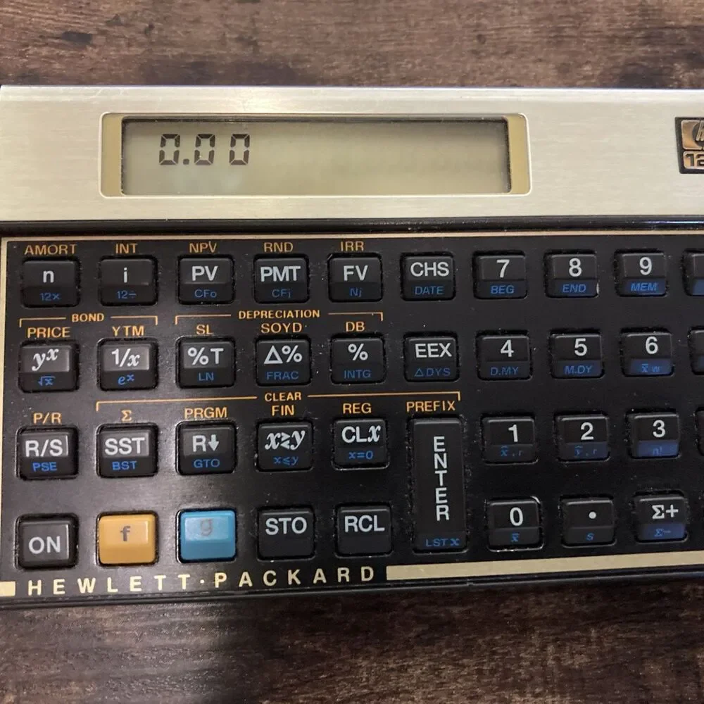 VINTAGE - HEWLETT PACKARD HP 12c Financial Calculator w/ Case Tested